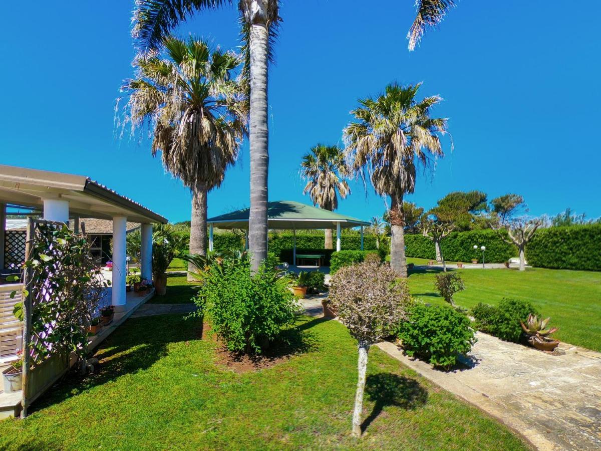 Villa Il Sole Ispica Bagian luar foto