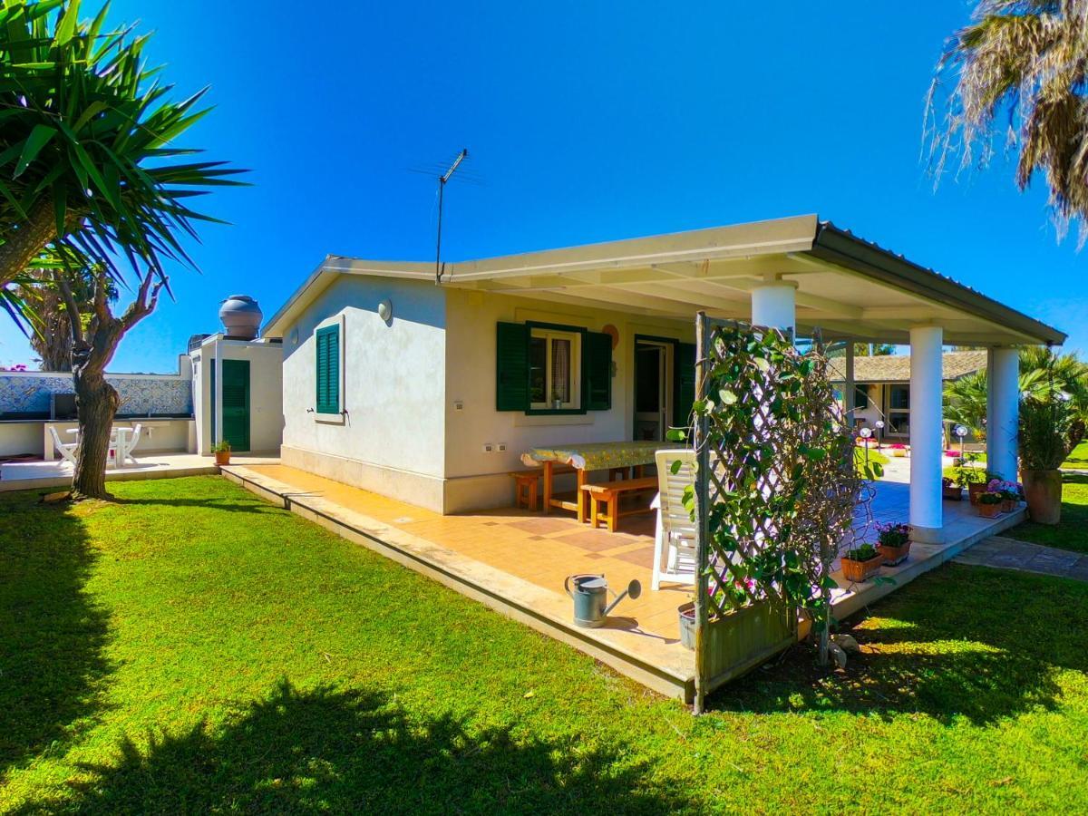 Villa Il Sole Ispica Bagian luar foto
